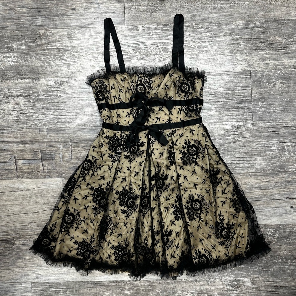 🆕 RED Valentino dress